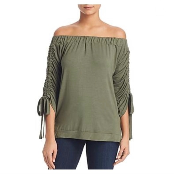 ALISON ANDREWS Off-the-shoulder Cinched-sleeve Top - Picture 2 of 11